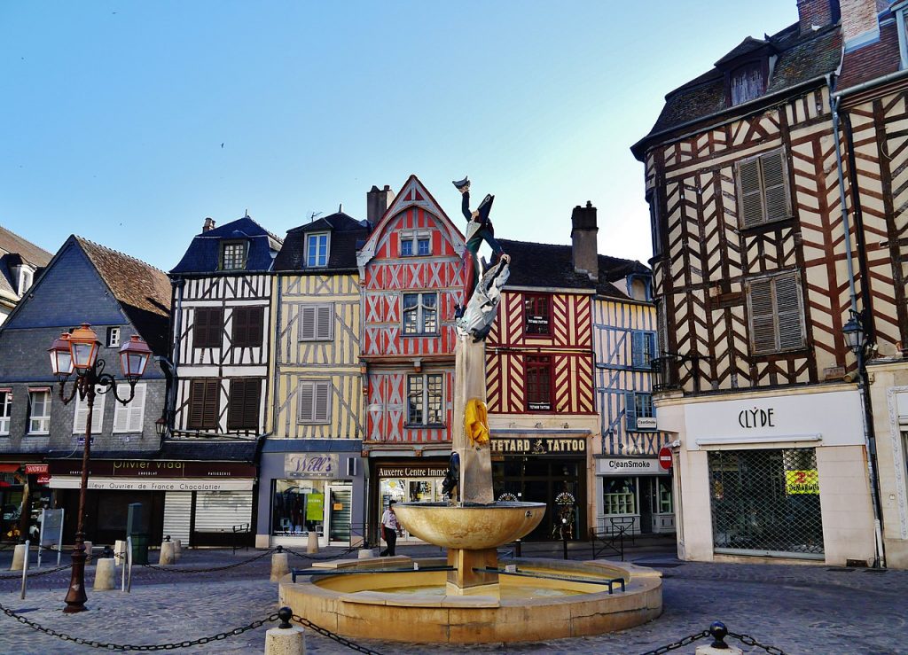 Pompes funèbres et funérarium à Auxerre (89)