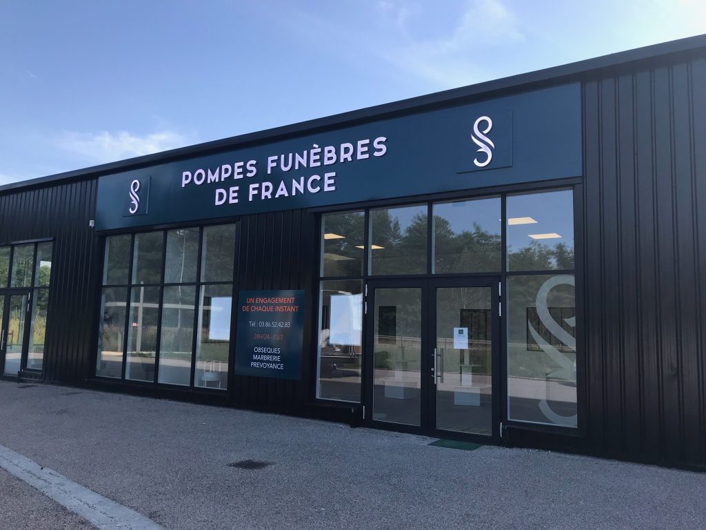 Pompes funèbres et funérarium à Auxerre (89)